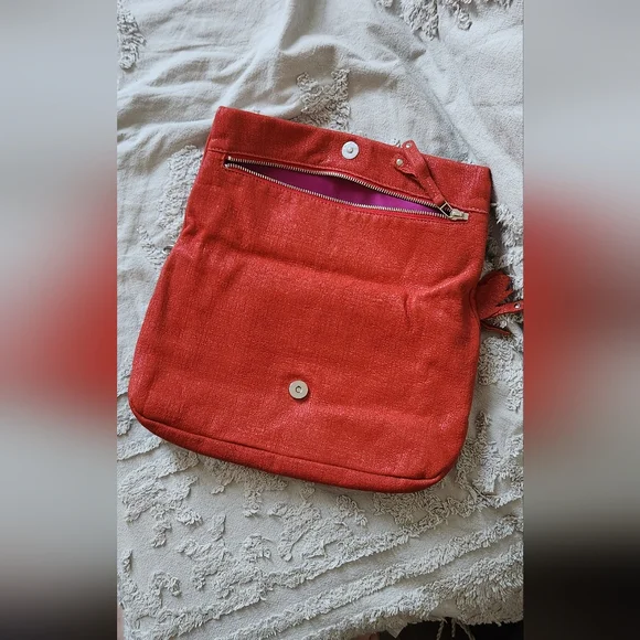 Large Roots clutch - Picture 4 of 6